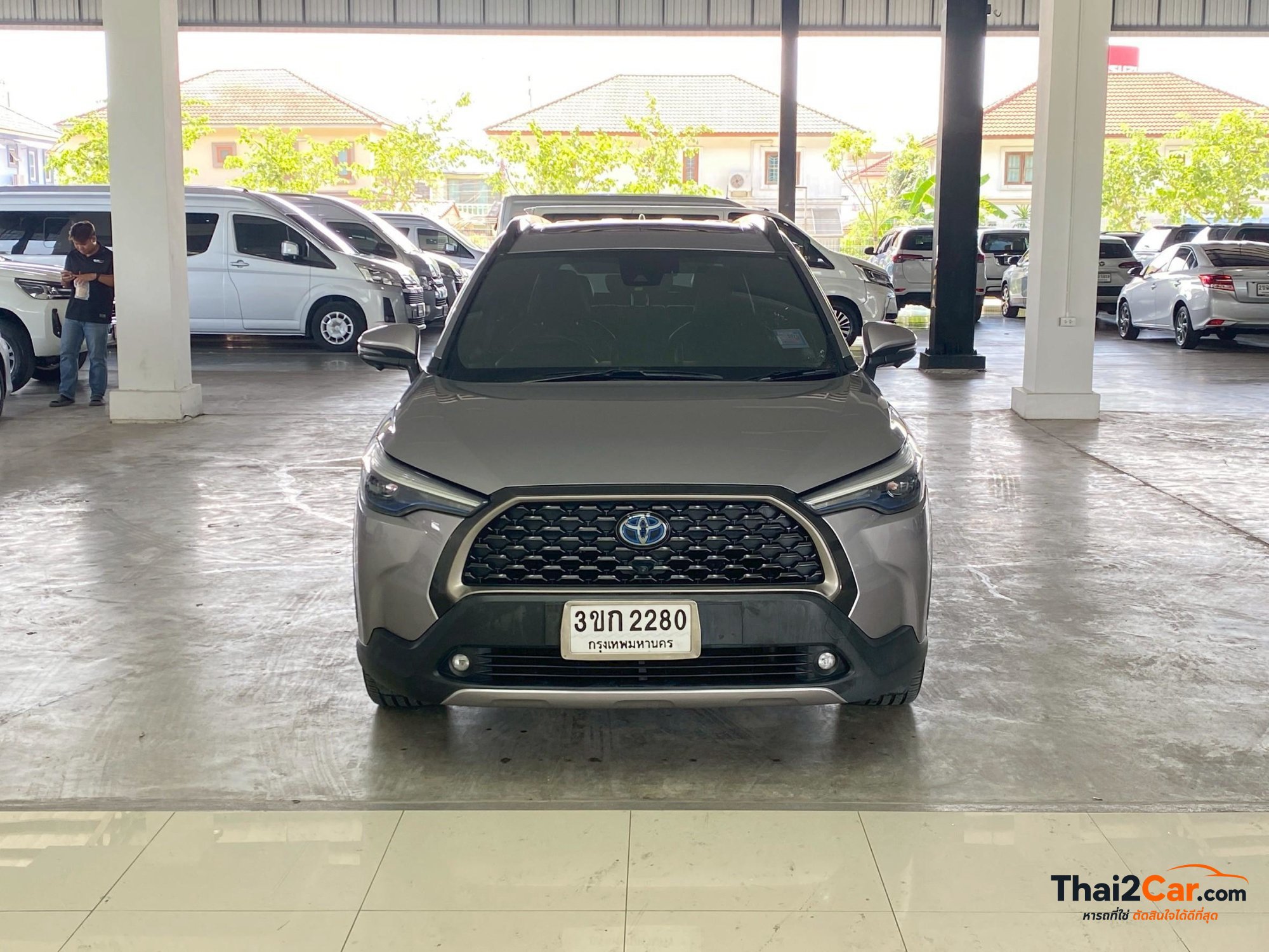 Toyota Corolla Cross Corolla Cross 1.8Hybrid Premium Safety เกียร์ AT สีเทา ไมล์ 159,319 กม. ผ่อนเริ่มต้น 11,xxx/เดือน 2022