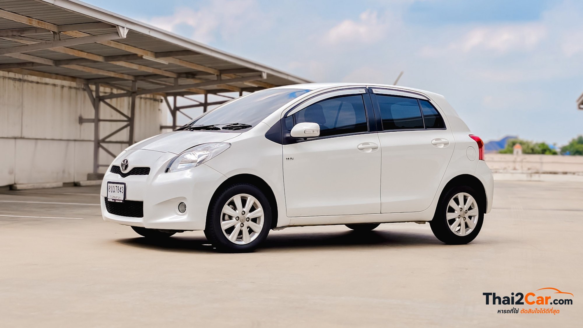 Toyota Yaris Yaris 1. 5 E A/T 2013