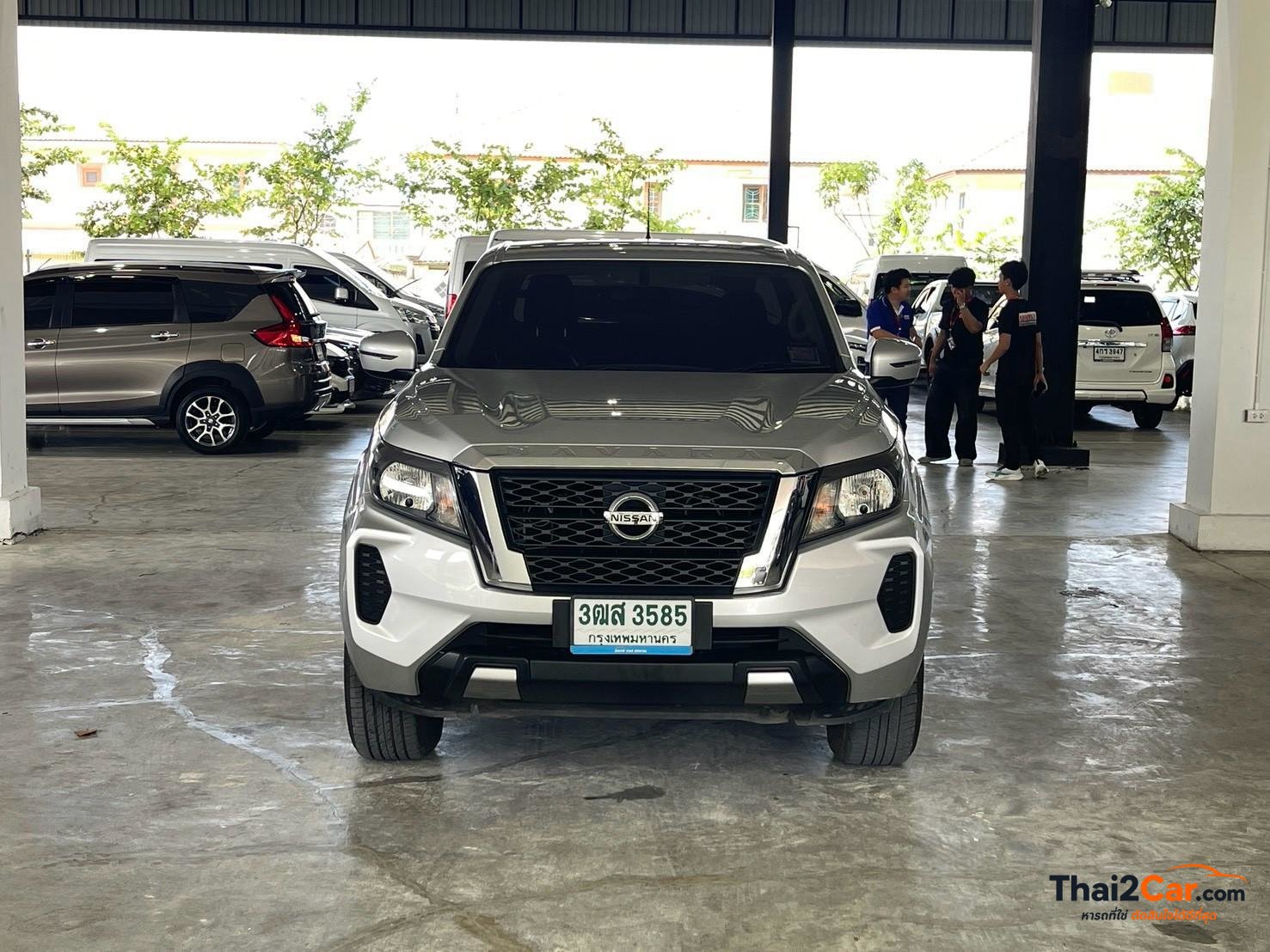 Nissan Navara Navara H Cab CALIBRE CAB 2.3E เกียร์ MT สีบรอนซ์เงิน ไมล์ 69,724 กม. ผ่อนเริ่มต้น 6,xxx/เดือน 2023
