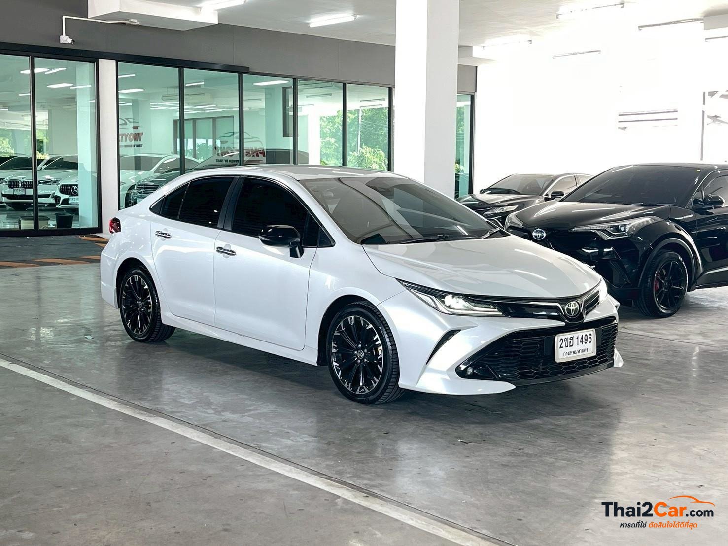 Toyota Corolla Altis Altis 1.8GR-SPORT เกียร์ AT สีขาว ไมล์ 130,817 กม. ผ่อนเริ่มต้น 9,xxx/เดือน 2022