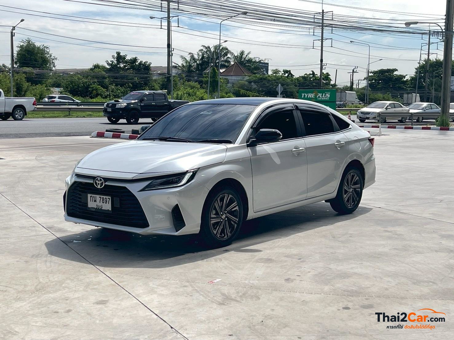 Toyota Yaris Yaris Ativ Ativ Nightshade จด25 เกียร์ AT สีขาว ดำ ไมล์ 54,355 กม. ผ่อนเริ่มต้น 8,xxx/เดือน 2024