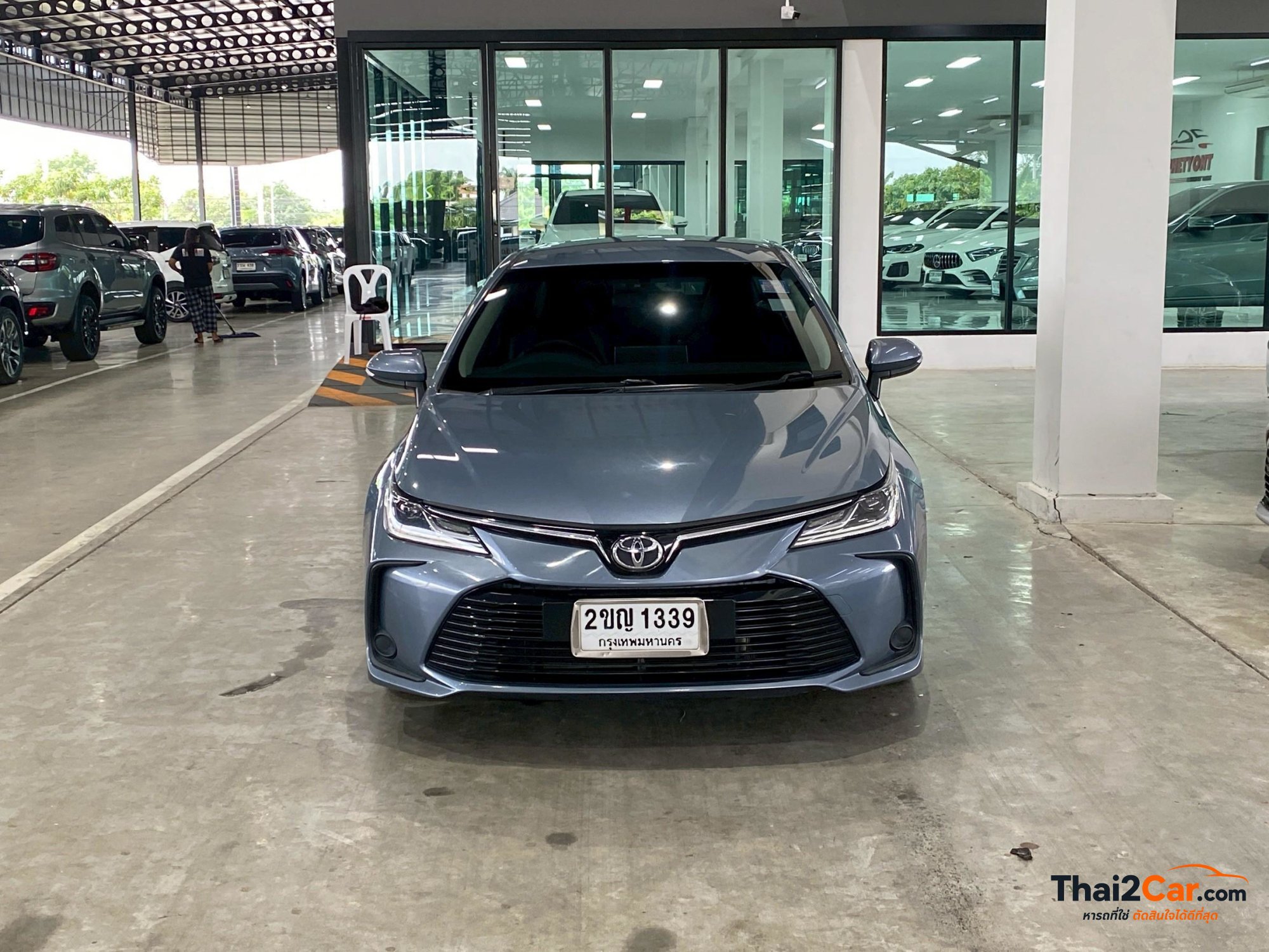 Toyota Corolla Altis Altis 1.8SPORT จด22 เกียร์ AT สีเทาฟ้า ไมล์ 107,231 กม. ผ่อนเริ่มต้น 9,xxx/เดือน 2021