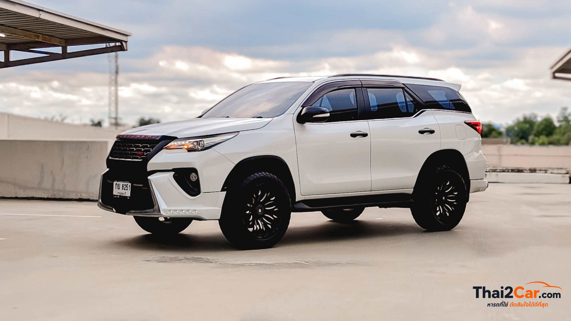 Toyota Fortuner Fortuner 2.8V 4WD A/T 2017