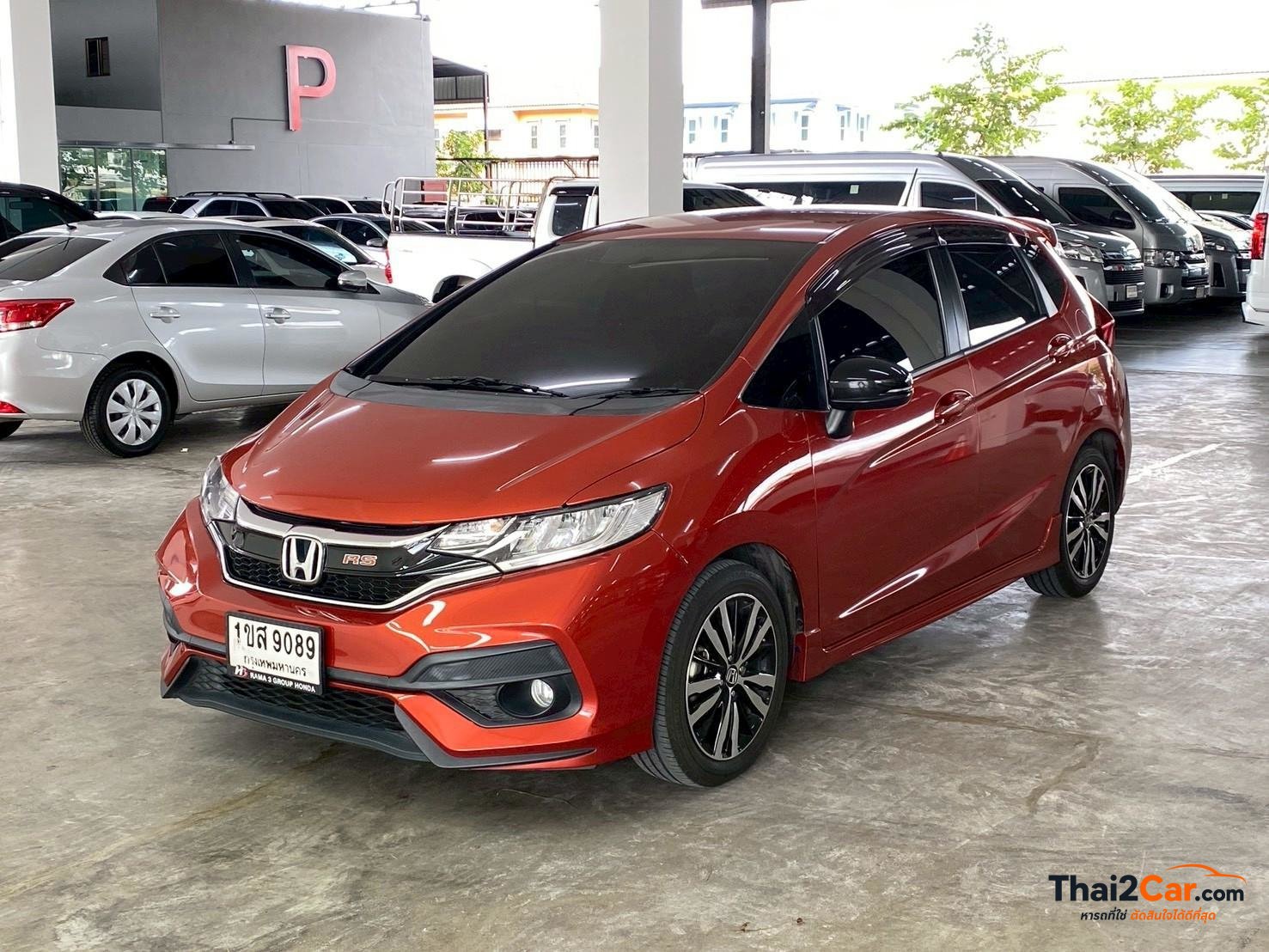 Honda Jazz Jazz 1.5RS จด21 เกียร์ AT สีส้ม ไมล์ 111,454 กม. ผ่อนเริ่มต้น 7,xxx/เดือน 2020