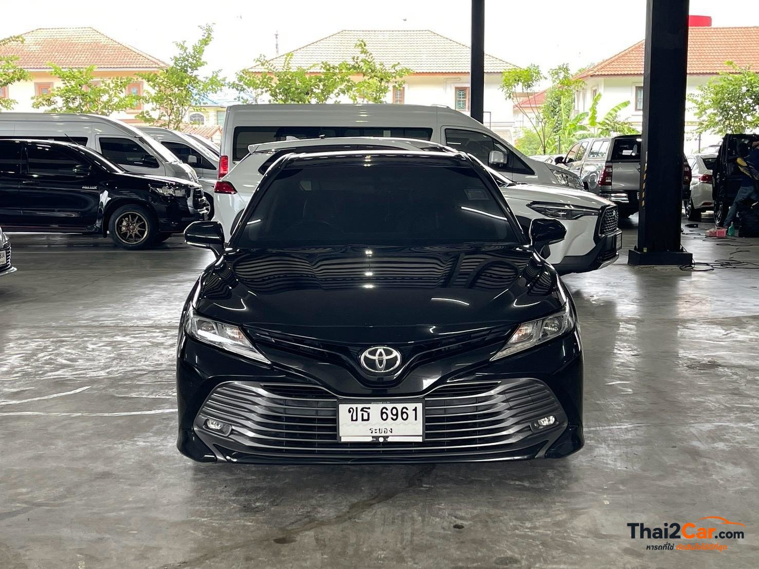 Toyota Camry Camry 2.0G เกียร์ AT สีดำ ไมล์ 144,697 กม. ผ่อนเริ่มต้น 11,xxx/เดือน 2021
