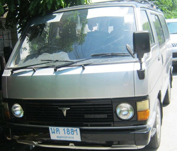 TOYOTA Hiace 1988
