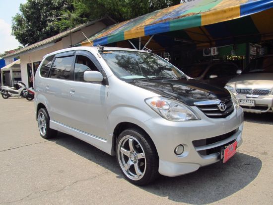 TOYOTA Avanza 2007