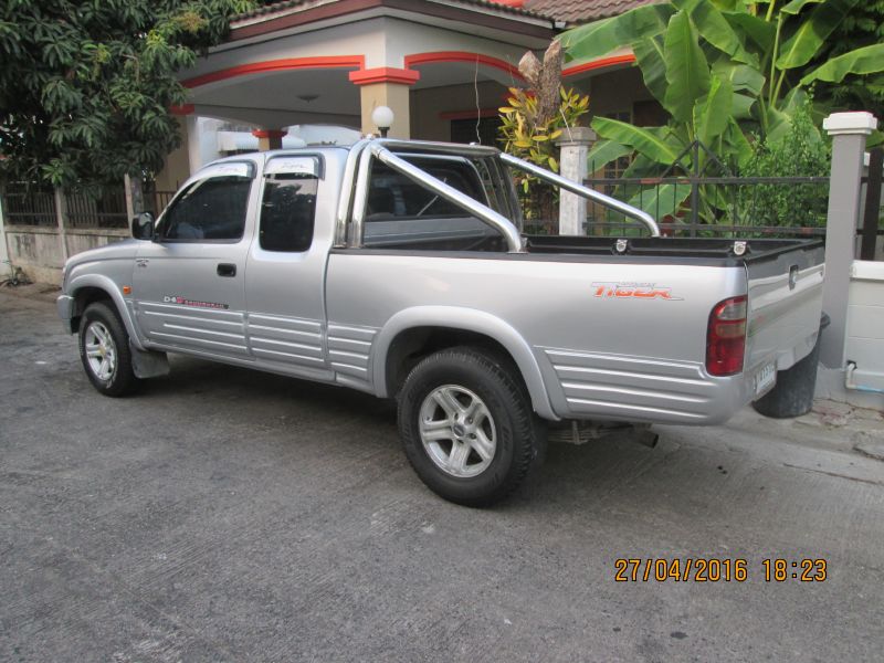 TOYOTA HILUX TIGER D4D 2002