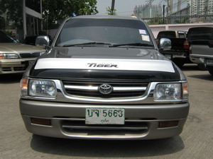 TOYOTA TIGER CAB 2001