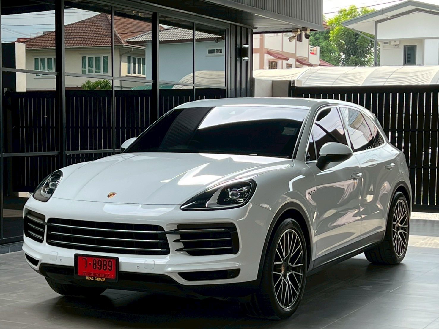 PORSCHE CAYENNE 2019