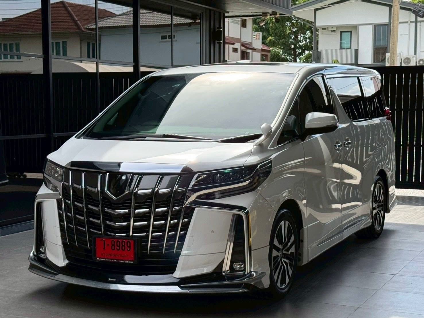 TOYOTA ALPHARD 2021