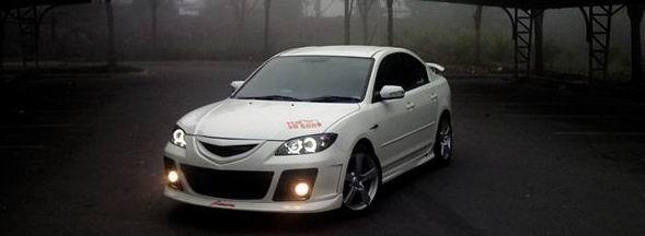 MAZDA 3 2009