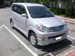 TOYOTA avanza 1.3 S 2004