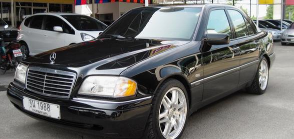 MERCEDES-BENZ C220 AT 1995 1995