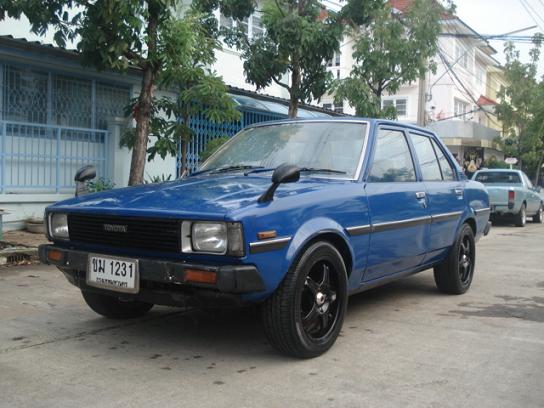 TOYOTA COROLLA KE70 1981