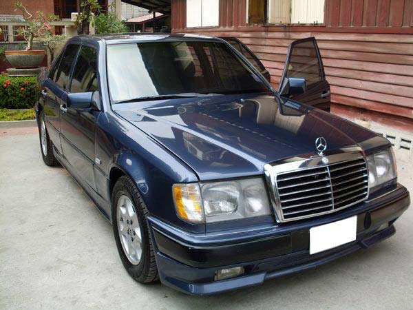 MERCEDES-BENZ W124 230E 1990